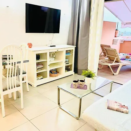 Royal Garden Sea Views By Deihu Experiences Apartamento