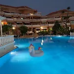 Royal Garden Sea Views By Deihu Experiences Lägenhet