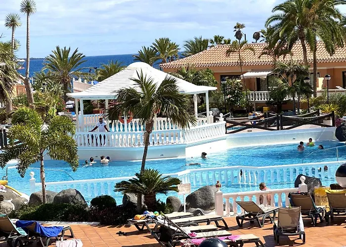 Royal Garden Sea Views By Deihu Experiences Apartmán *