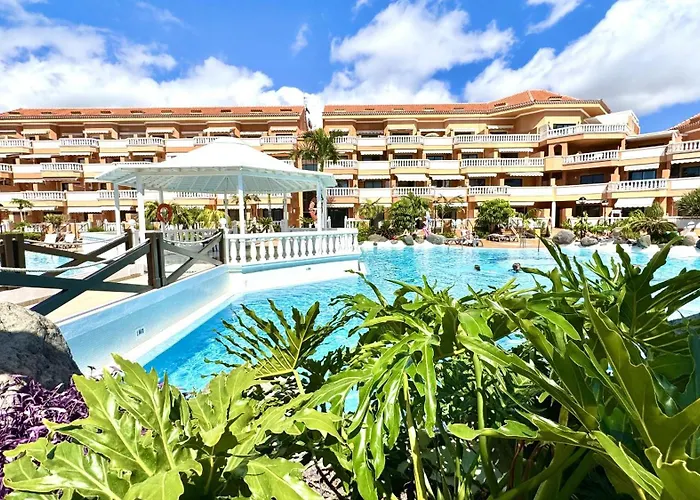 Royal Garden Sea Views By Deihu Experiences Apartmán